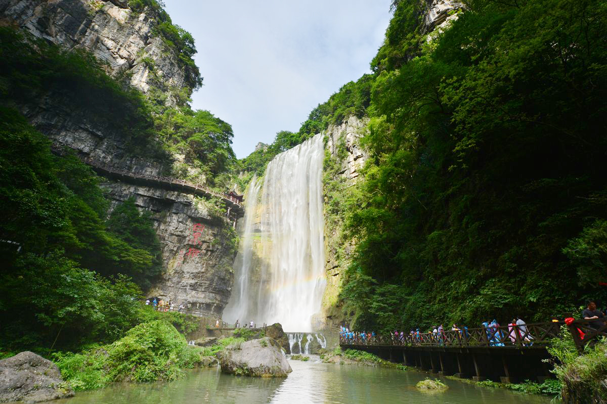 湖北第一、全國第四的三峽大瀑布